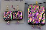 Purple ripple dichroic pendant with beads & earrings